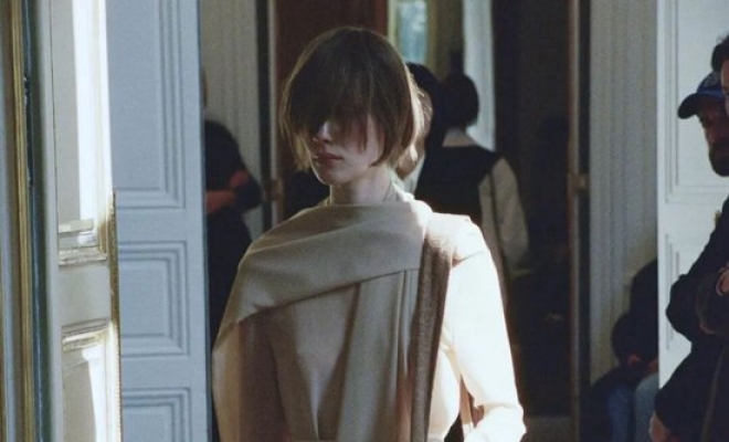 这个秋天最新的流行色以熟悉的样子回到了我们身边