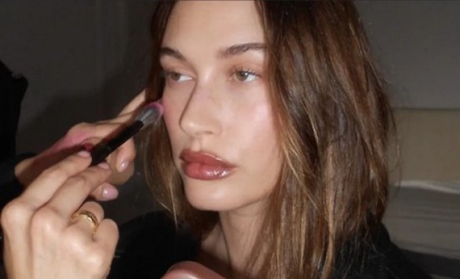 秋天爆火的第一个美妆趋势，竟然是这个？