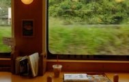 九州 坐着童话列车去觅食才是正经事
