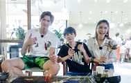 《青旅》王源做菜获称赞 陈赫大显厨艺惨遭嫌弃