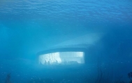 北欧第一家水下餐厅 半沉入结构引人到海底