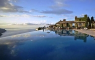 14个世界上最美丽的酒店泳池